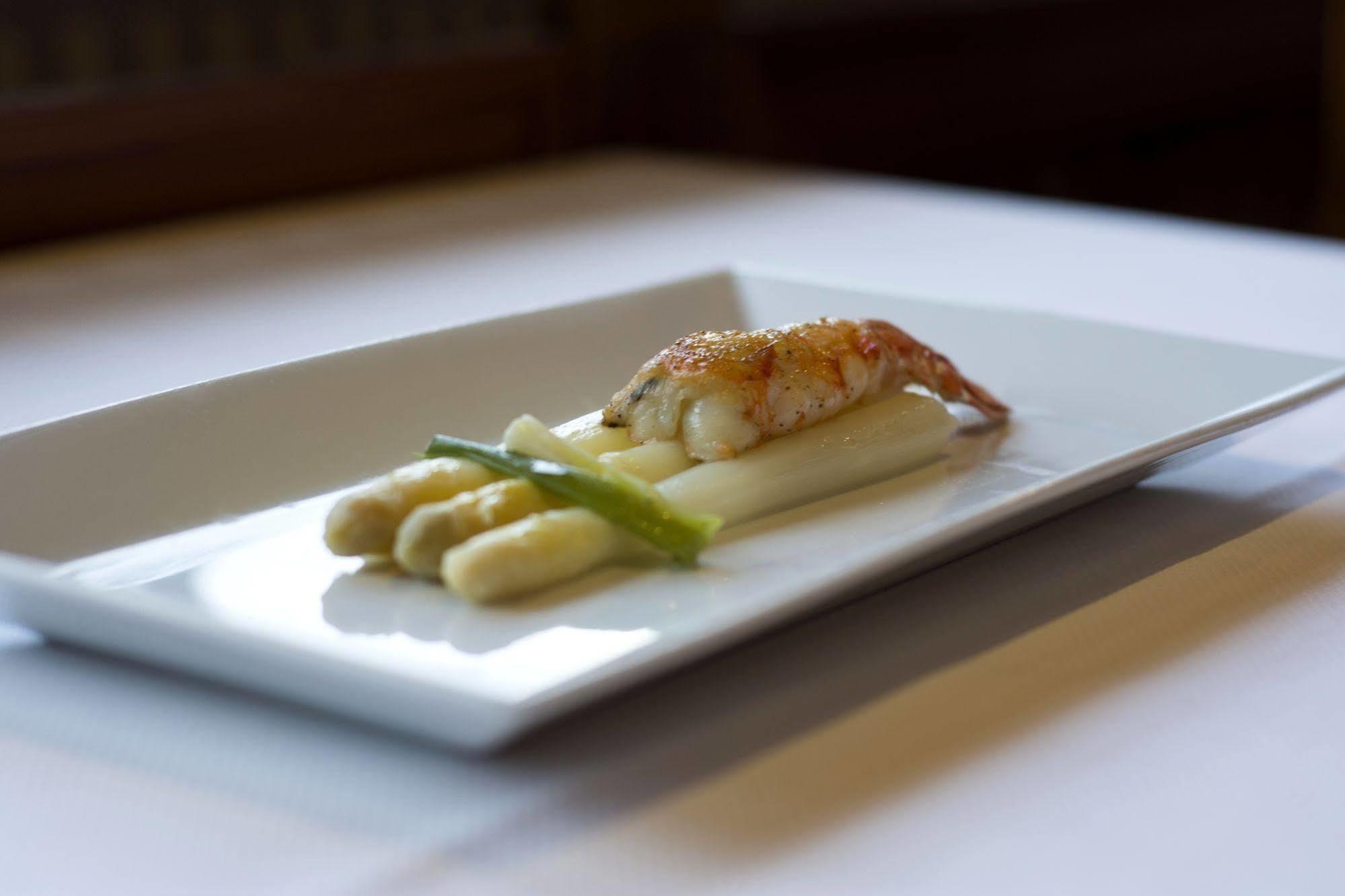 Hotel Et Restaurant Au Chasseur